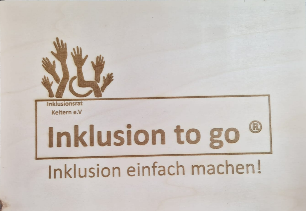 Bildungskoffer_Holztafel